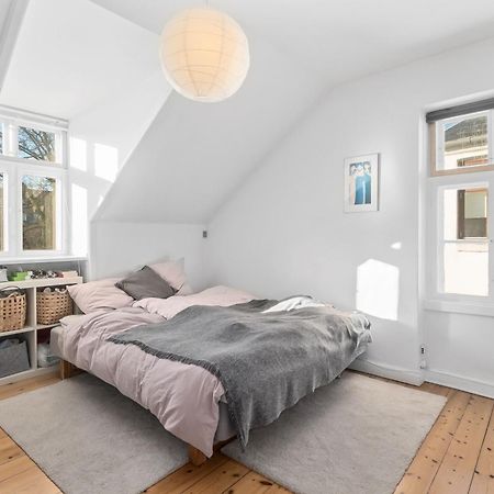 Rooms In Quiet White Villa Apartment Hortensiavej 8 On Frederiksberg C Копенгаген Экстерьер фото