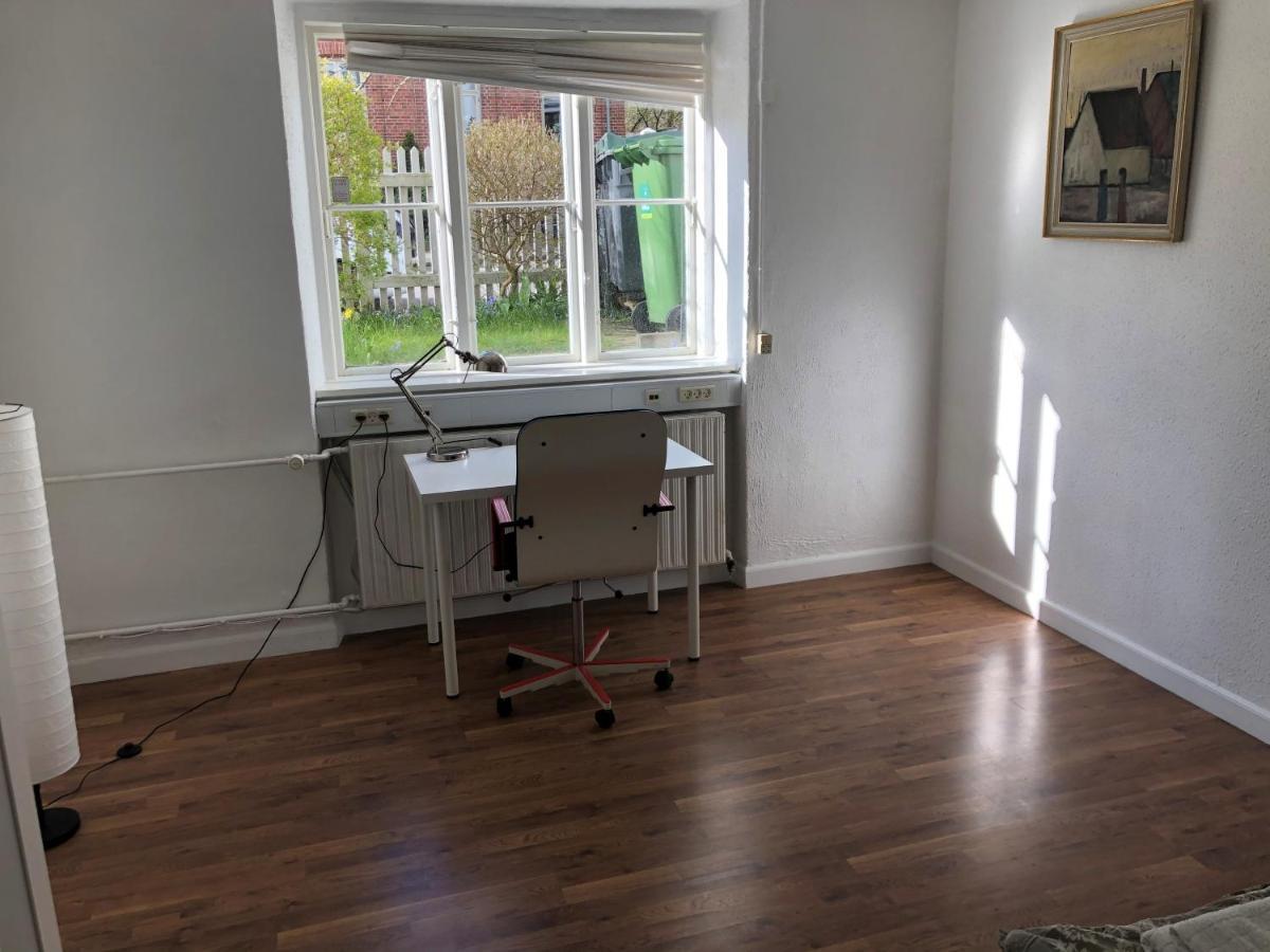 Rooms In Quiet White Villa Apartment Hortensiavej 8 On Frederiksberg C Копенгаген Экстерьер фото