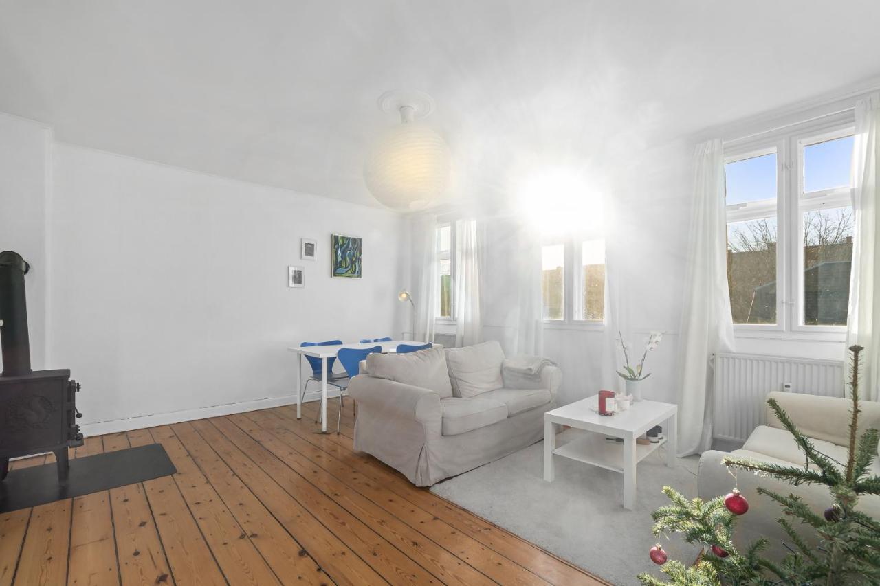 Rooms In Quiet White Villa Apartment Hortensiavej 8 On Frederiksberg C Копенгаген Экстерьер фото
